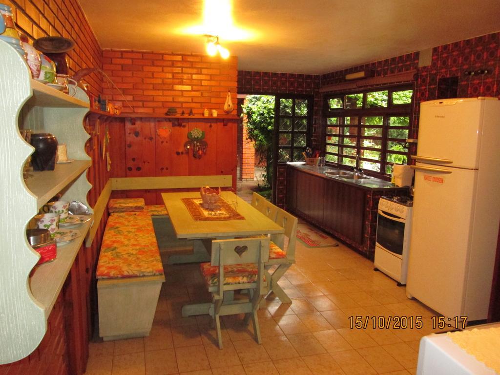 Casa Goldoni Gramado Vila Quarto foto